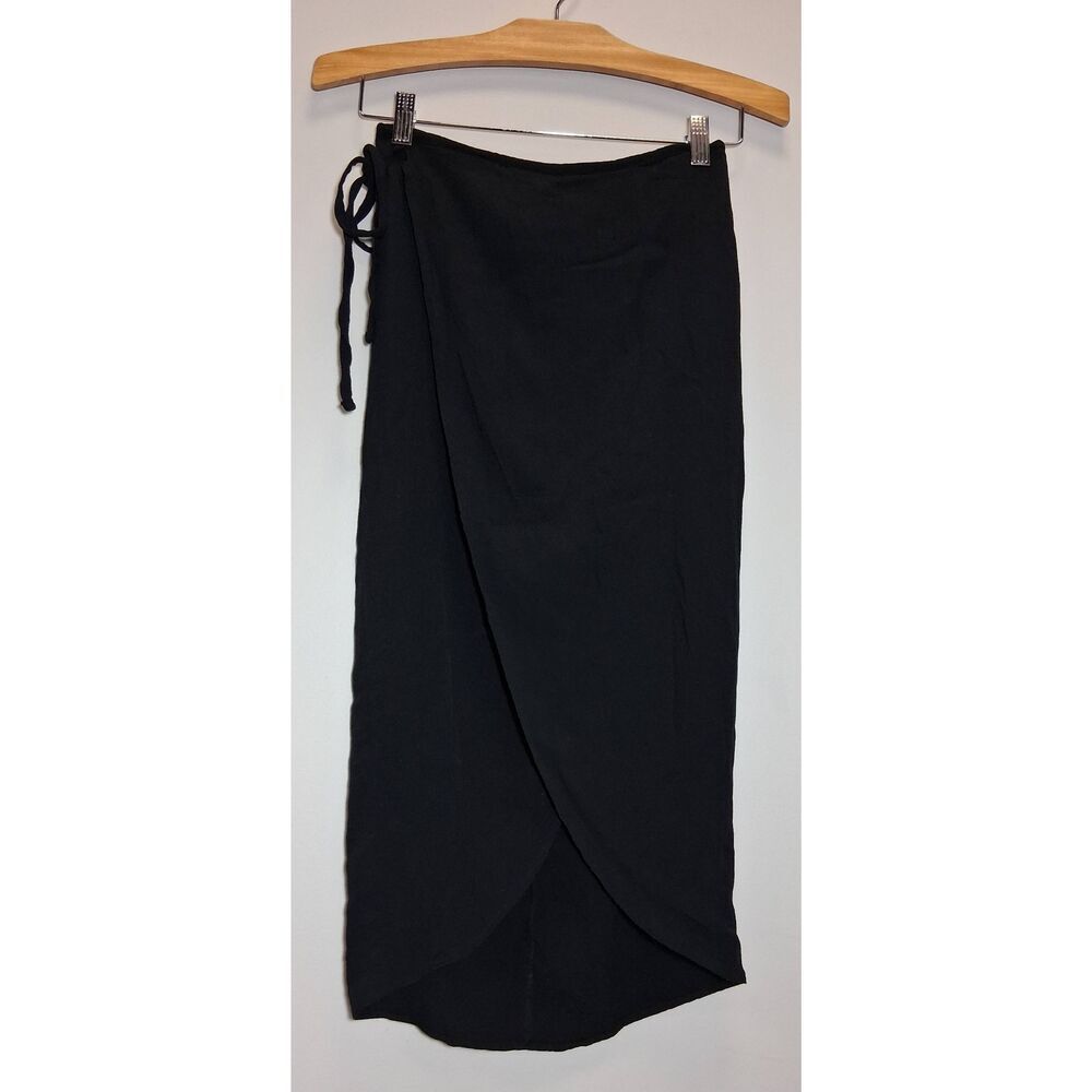 Reformation womens xs midi wrap skirt black waist size 26 excellent condition